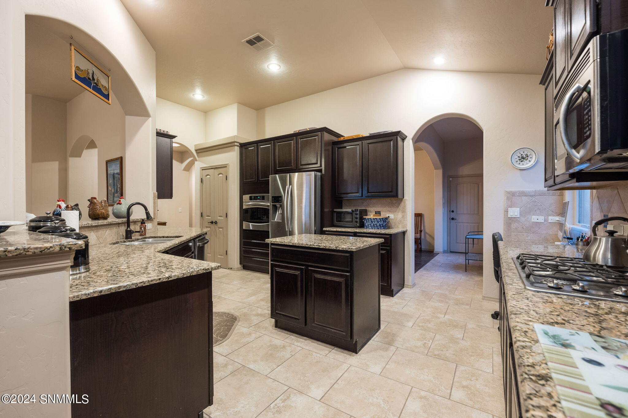 Kitchen Has Island & Granite Countertops