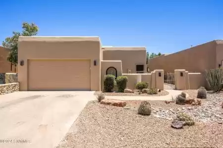 1536 fairway village Drive, Las Cruces, New Mexico 88007, 2 Bedrooms Bedrooms, ,2 BathroomsBathrooms,Residential,For Sale,fairway village,2401719