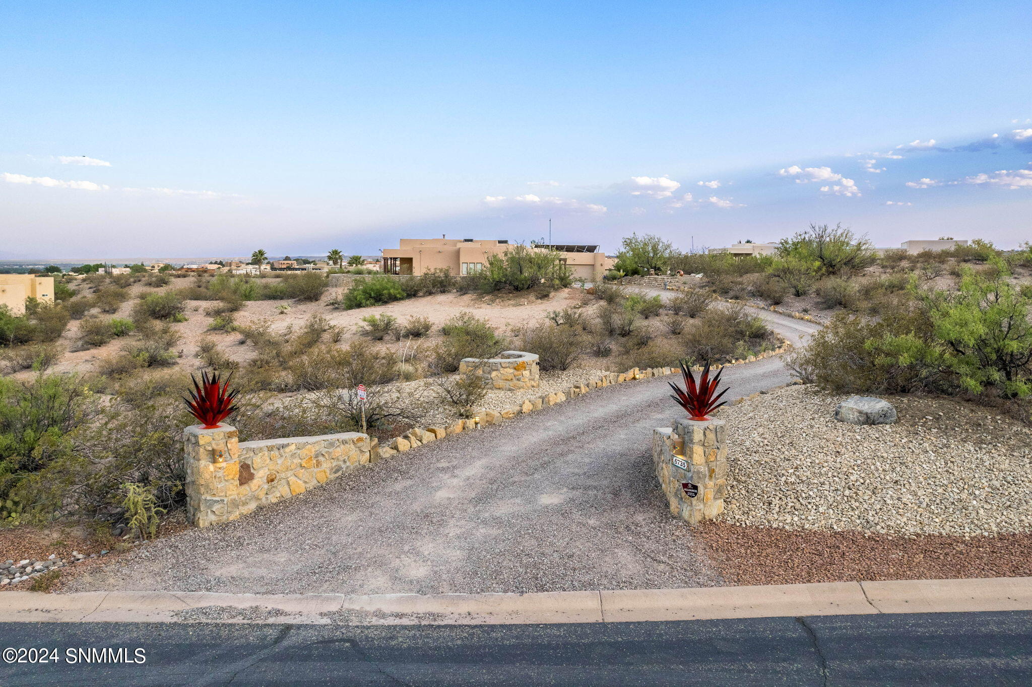 54-web-or-mls-Desert Blossom 6735-54