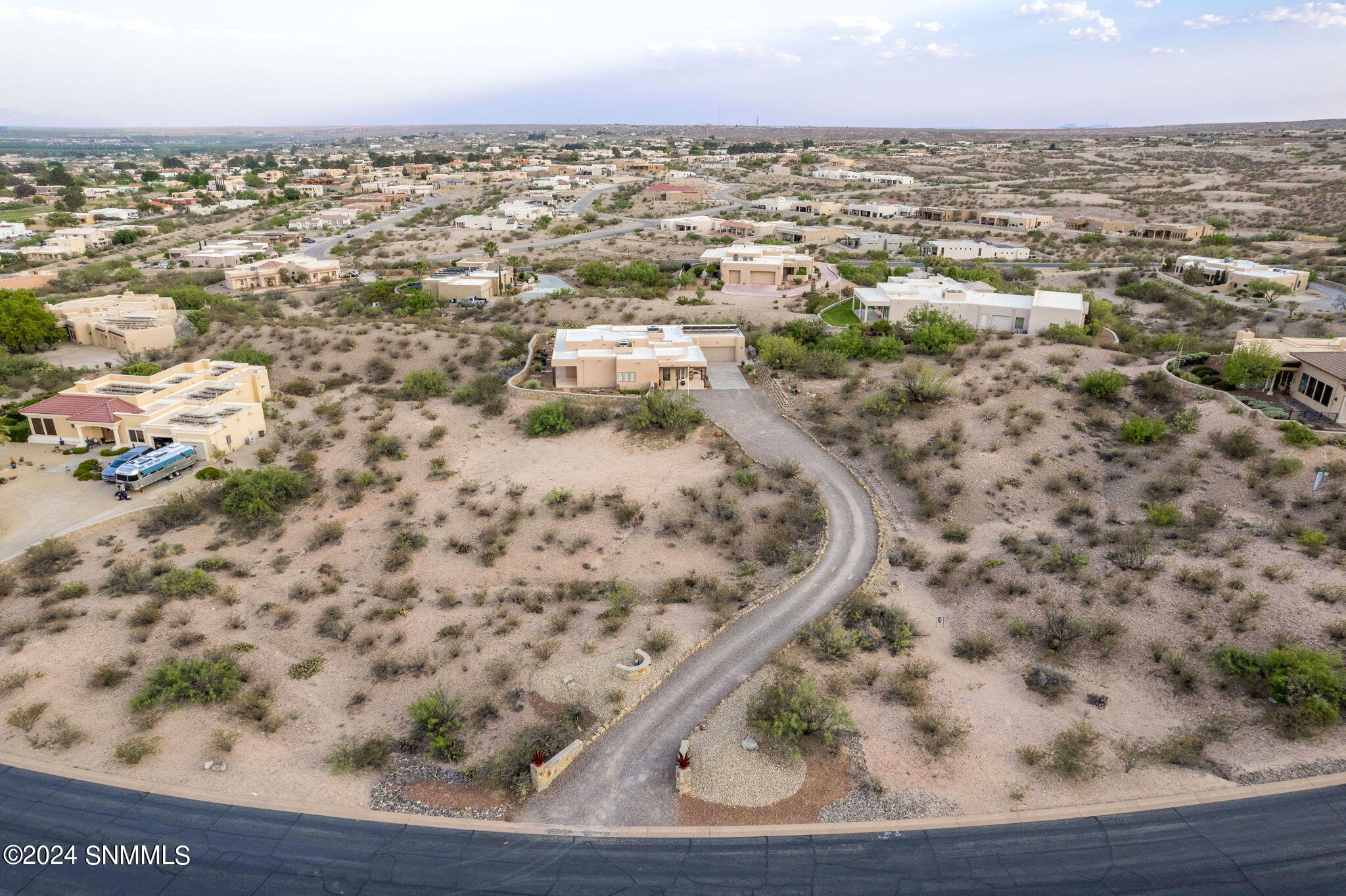 56-web-or-mls-Desert Blossom 6735-56