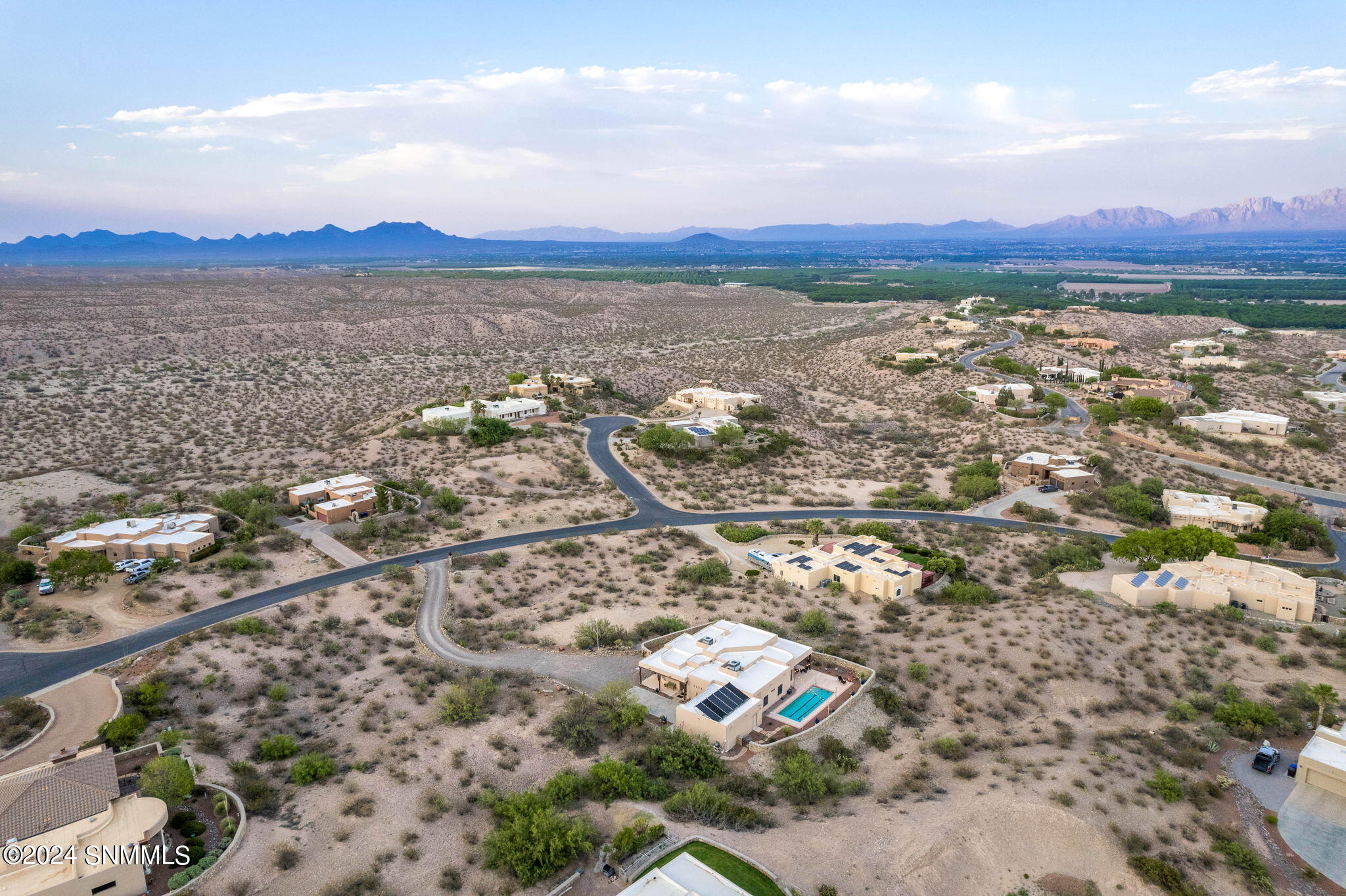 67-web-or-mls-Desert Blossom 6735-67