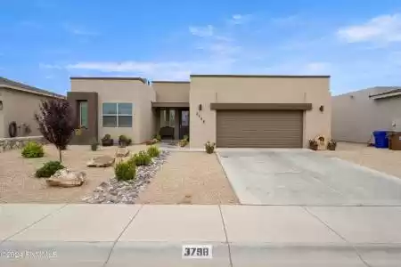 3798 Silverado, Las Cruces, New Mexico 88001, 4 Bedrooms Bedrooms, ,3 BathroomsBathrooms,Residential,For Sale,Silverado,2401952