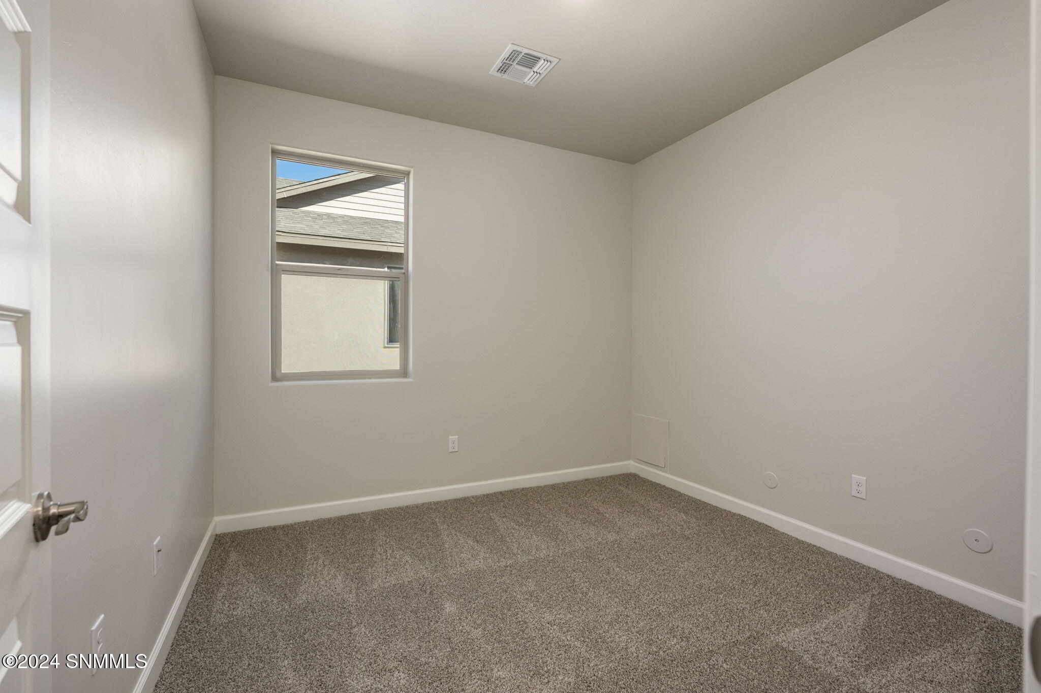 29-web-or-mls-Paragon 3646-29