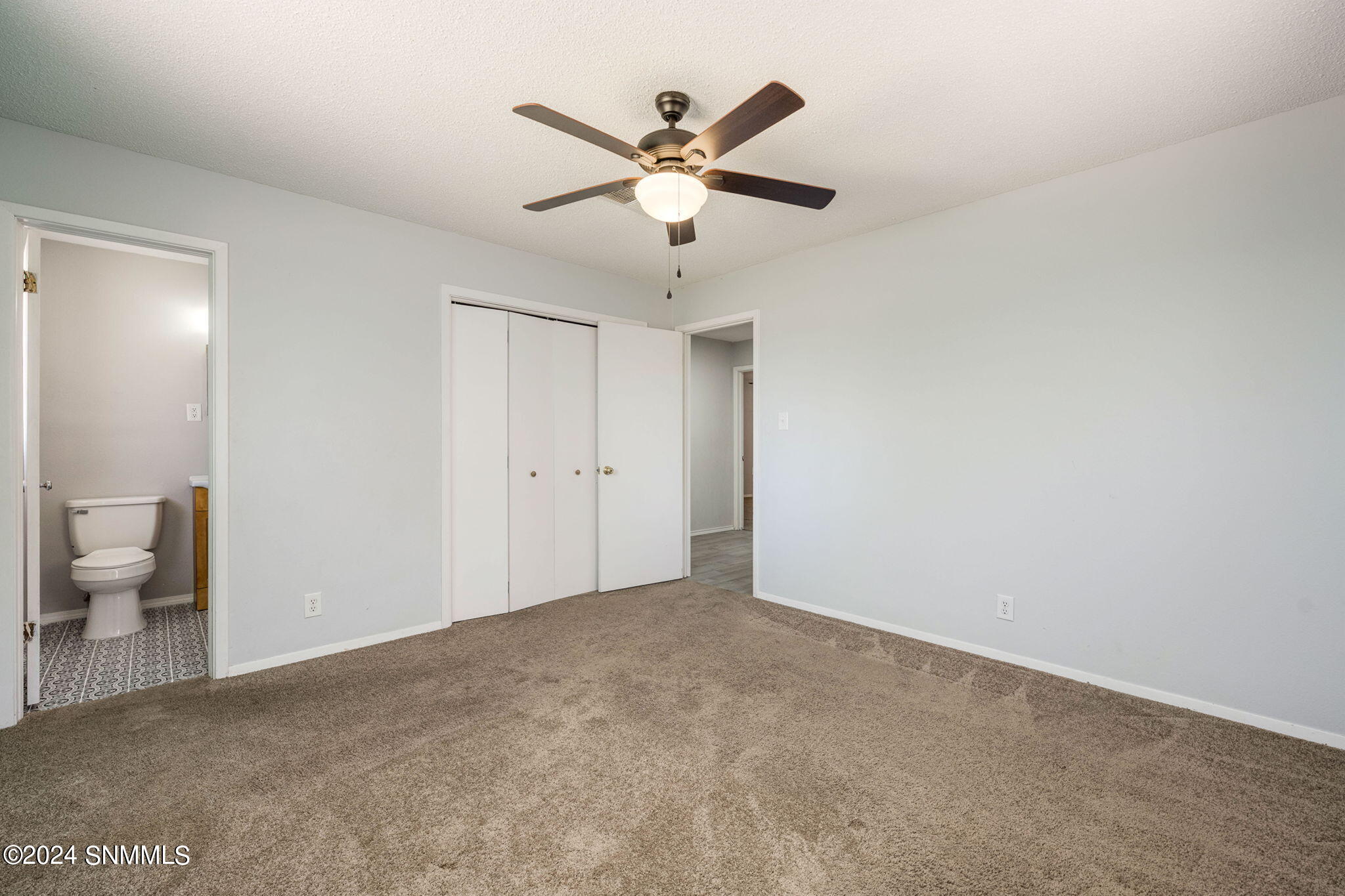 21-web-or-mls-Avondale 1018-21