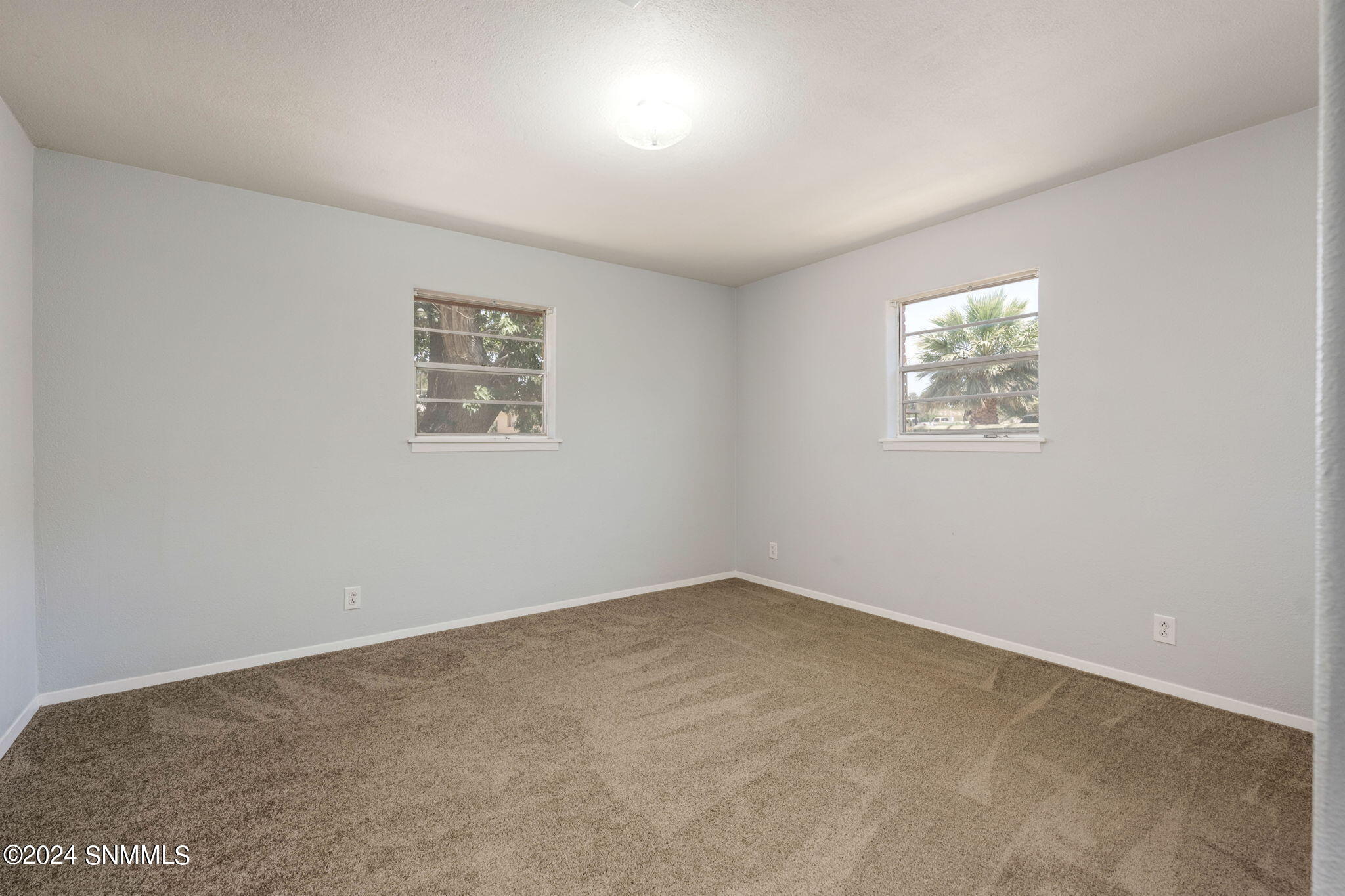 25-web-or-mls-Avondale 1018-25