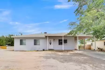 1810 Missouri Avenue, Las Cruces, New Mexico 88001, 3 Bedrooms Bedrooms, ,2 BathroomsBathrooms,Residential,For Sale,Missouri,2402042