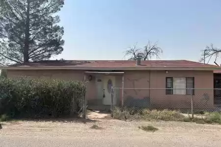 290 Florida Avenue, La Mesa, New Mexico 88044, 4 Bedrooms Bedrooms, ,2.5 BathroomsBathrooms,Residential,For Sale,Florida,2402122