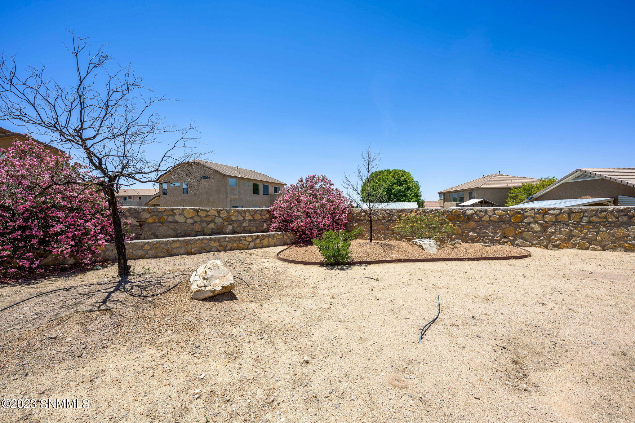 37-web-or-mls-Tuscan Hills 2509-164