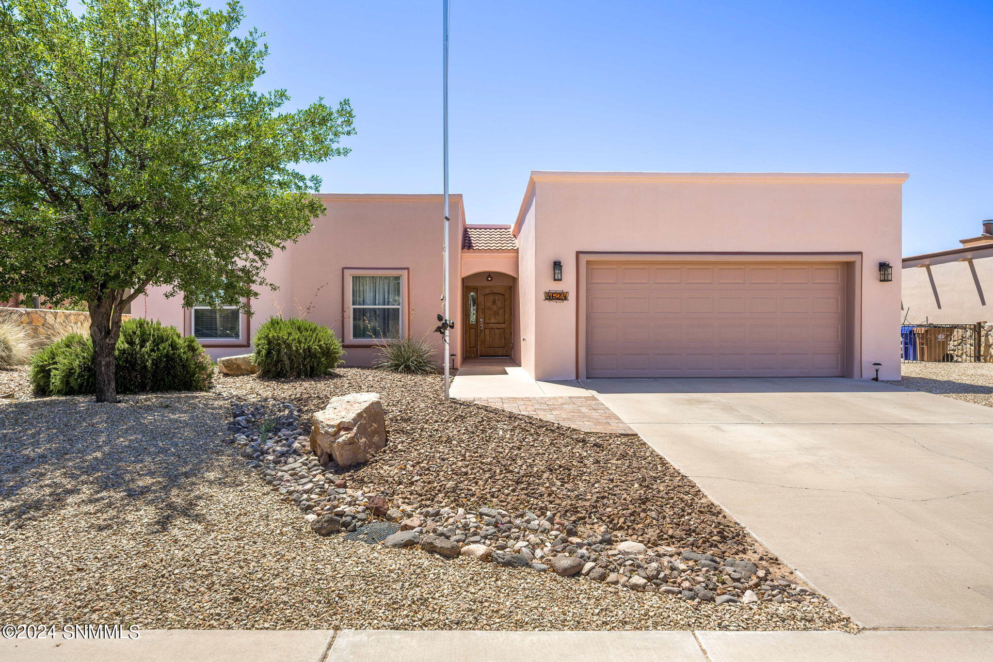 1-web-or-mls-Mesa Central 4624-1