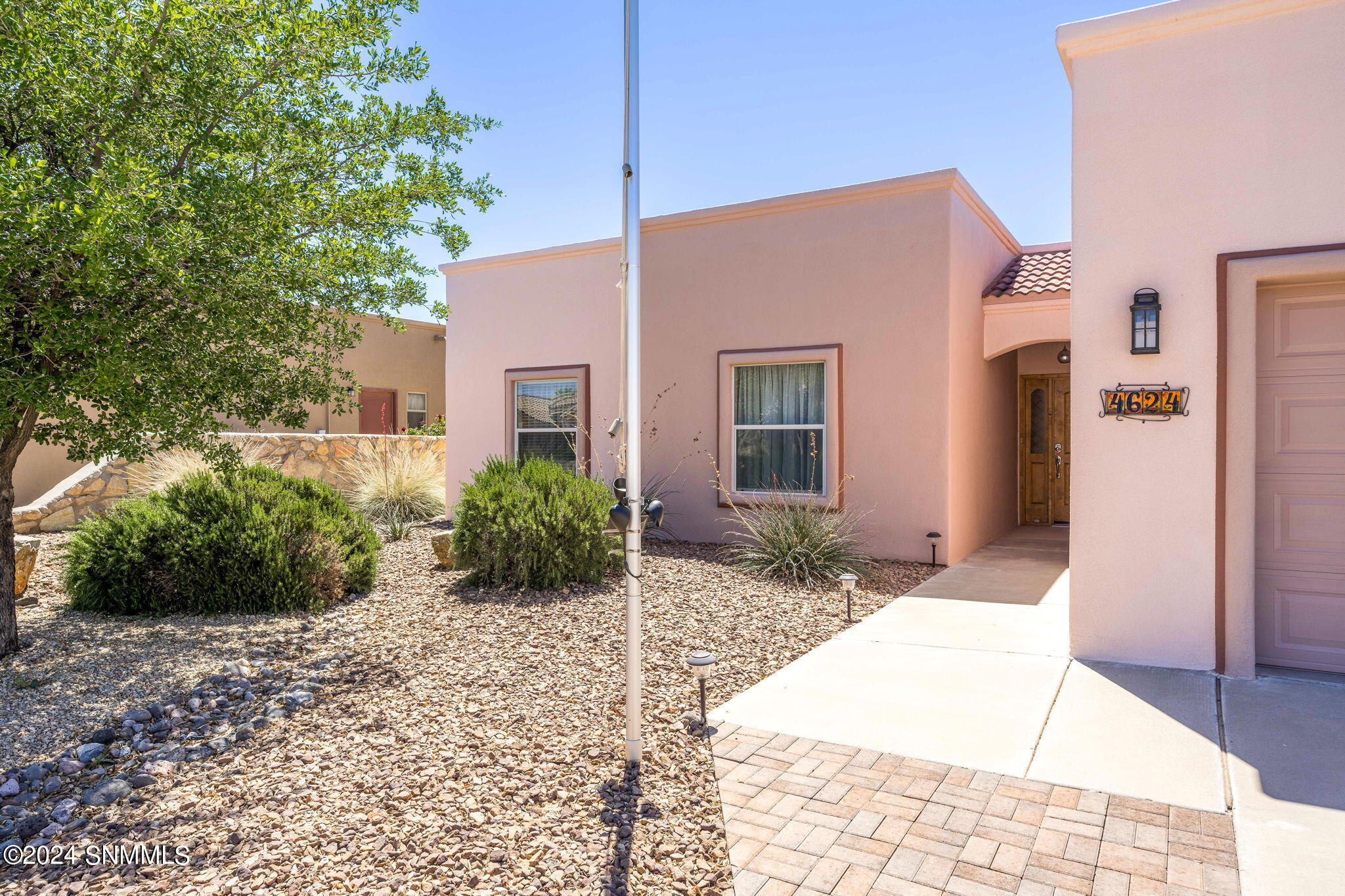 3-web-or-mls-Mesa Central 4624-3