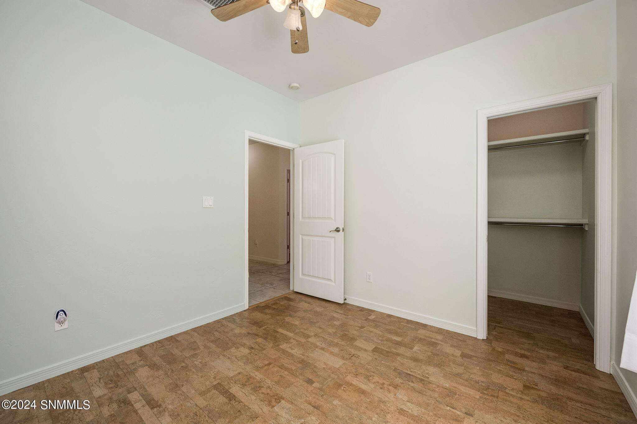 30-web-or-mls-Mesa Central 4624-86