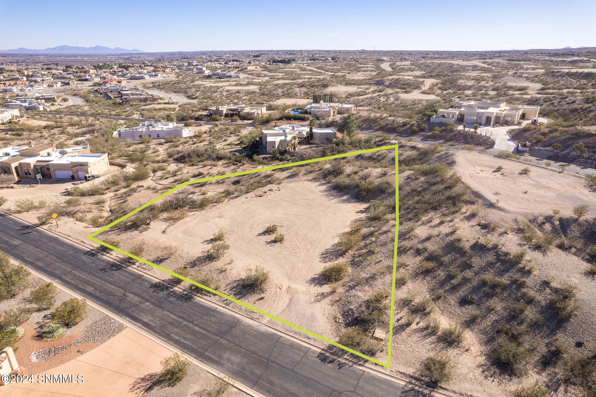 4-web-or-mls-Desert Blossom 6775-4-2