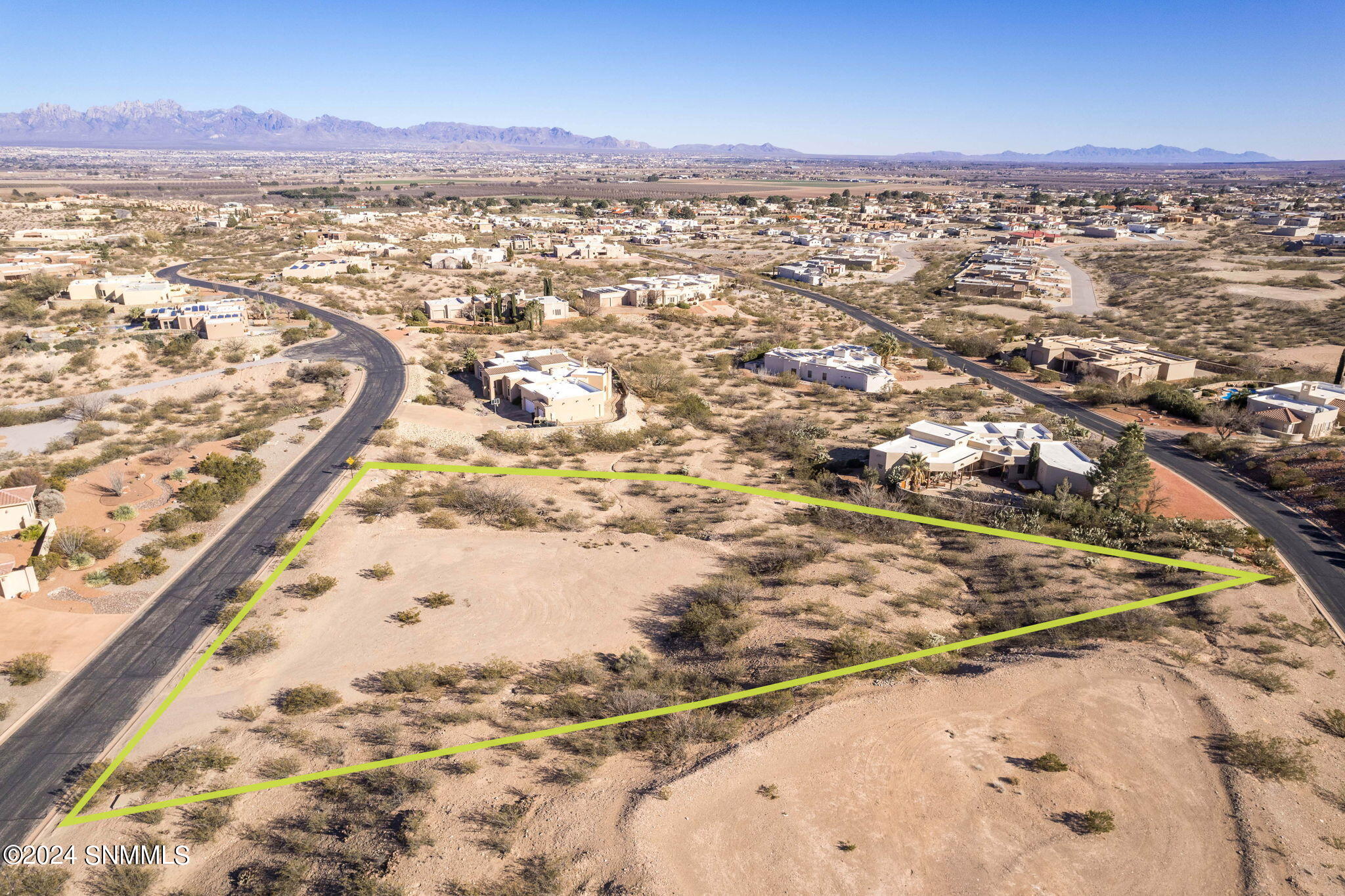 7-web-or-mls-Desert Blossom 6775-7-2